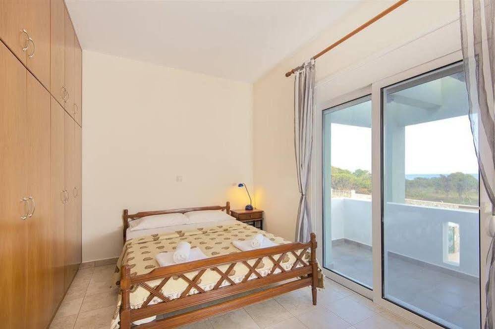 Green Pearl Villa Gennadi Lakhania Exterior foto